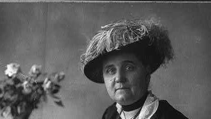 Jane Addams quotes thumbnail