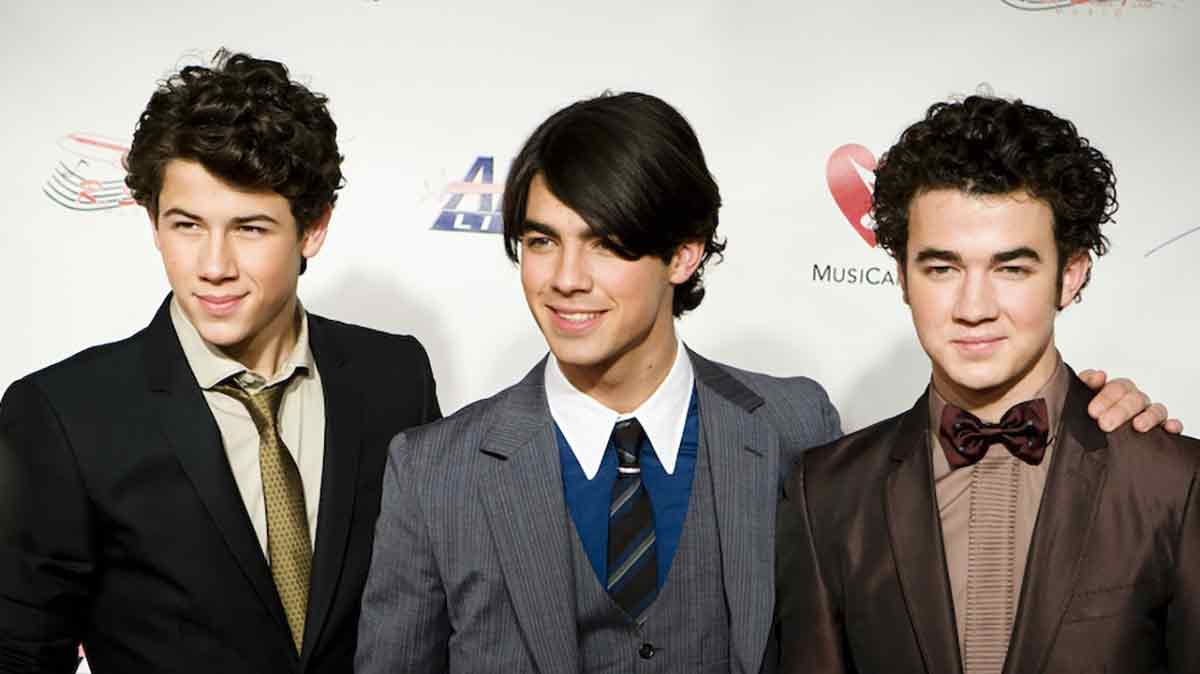 Jonas Brothers quotes thumbnail