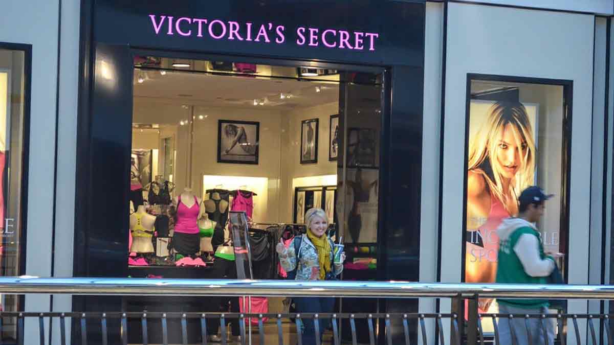 stop victoria's secret addiction post cover