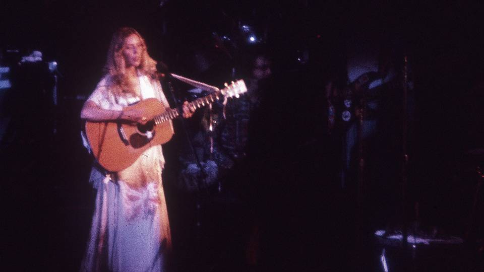 joni mitchell photo