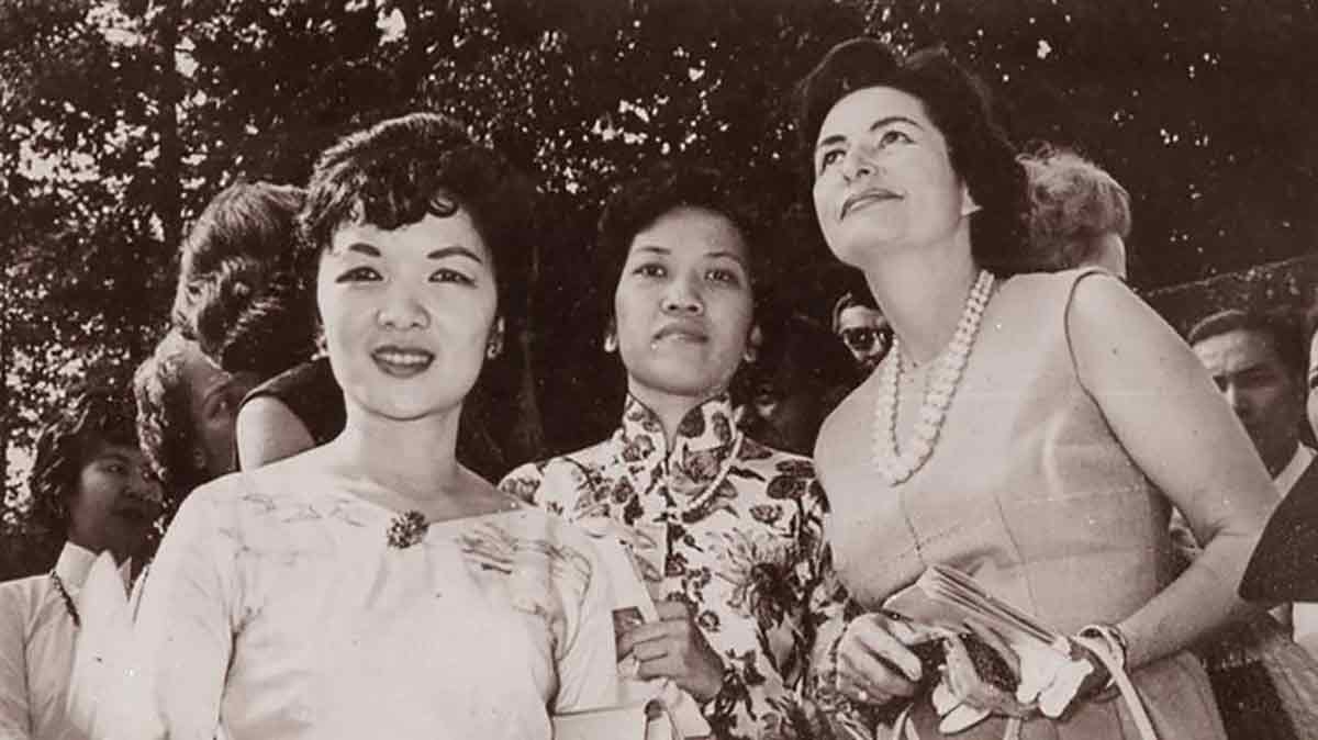 lady bird johnson photo