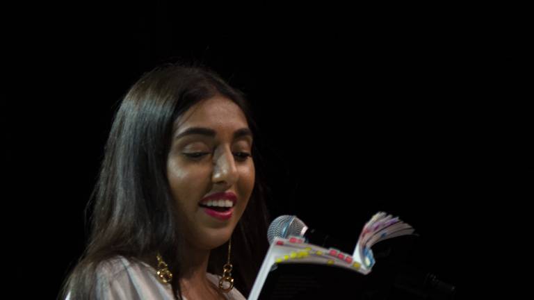 rupi kaur photo