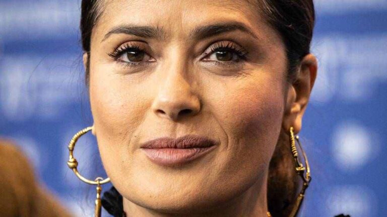 salma hayek photo