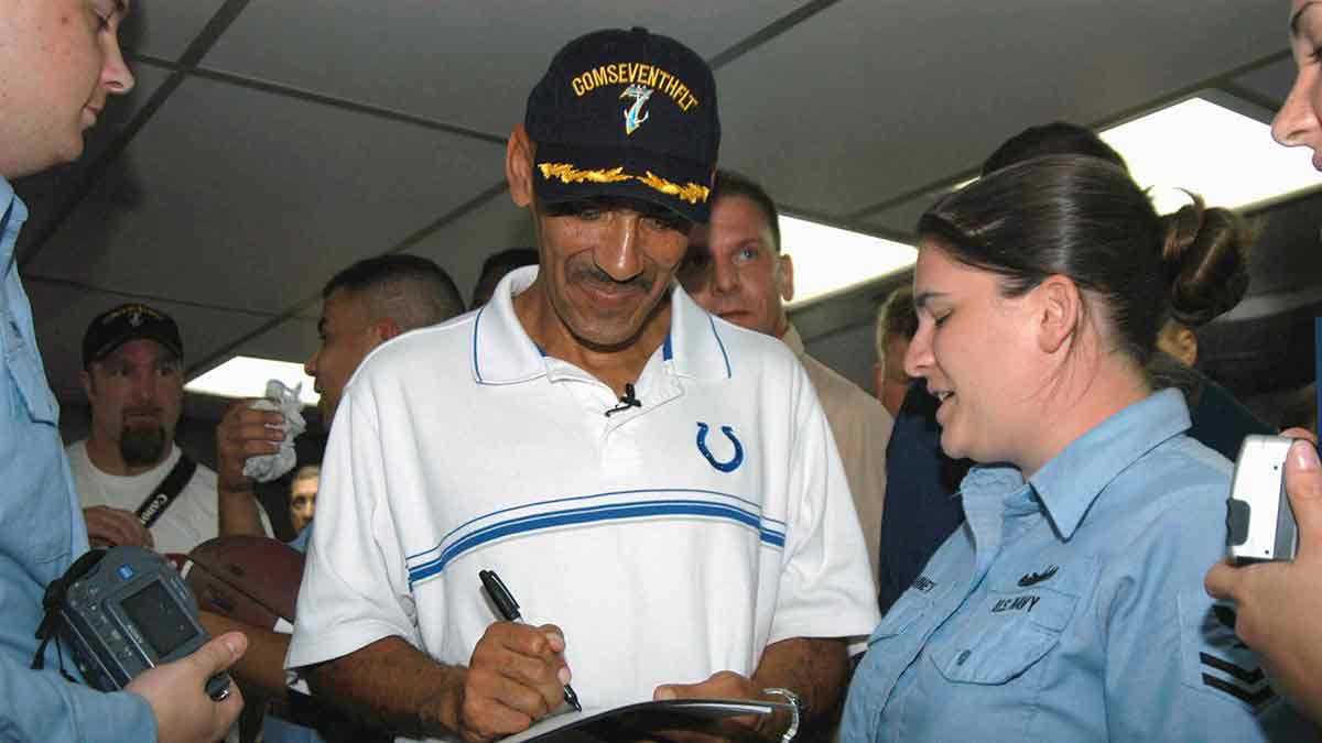tony dungy photo