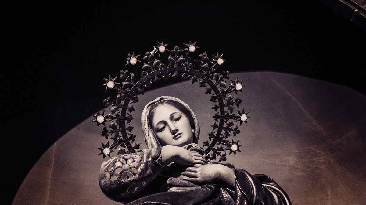 virgin mary photo